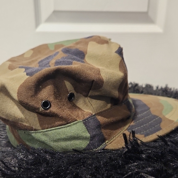 Camouflage Utility Cap - Picture 3 of 5